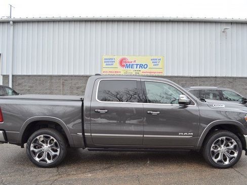 Used 2022 RAM 1500 Limited image 9