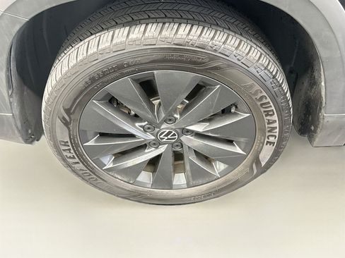 Used 2023 Volkswagen Taos S FWD image 11