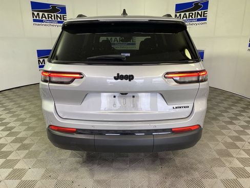 Used 2024 Jeep Grand Cherokee L Limited w/ Black Appearance Package RWD image 17