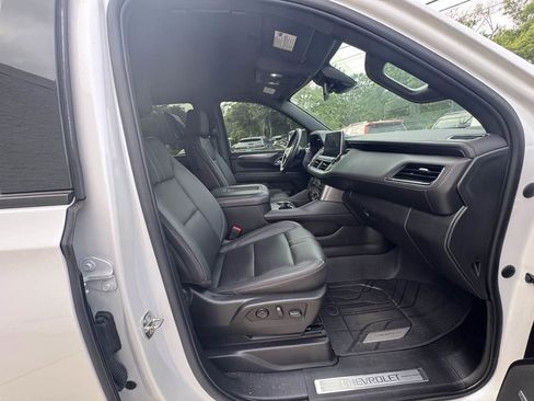 Used 2023 Chevrolet Tahoe RST w/ RST Performance Edition AWD/4WD image 9