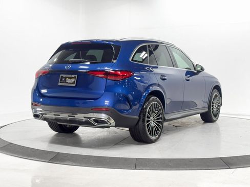 Used 2025 Mercedes-Benz GLC 350e 4MATIC w/ AMG Line image 35