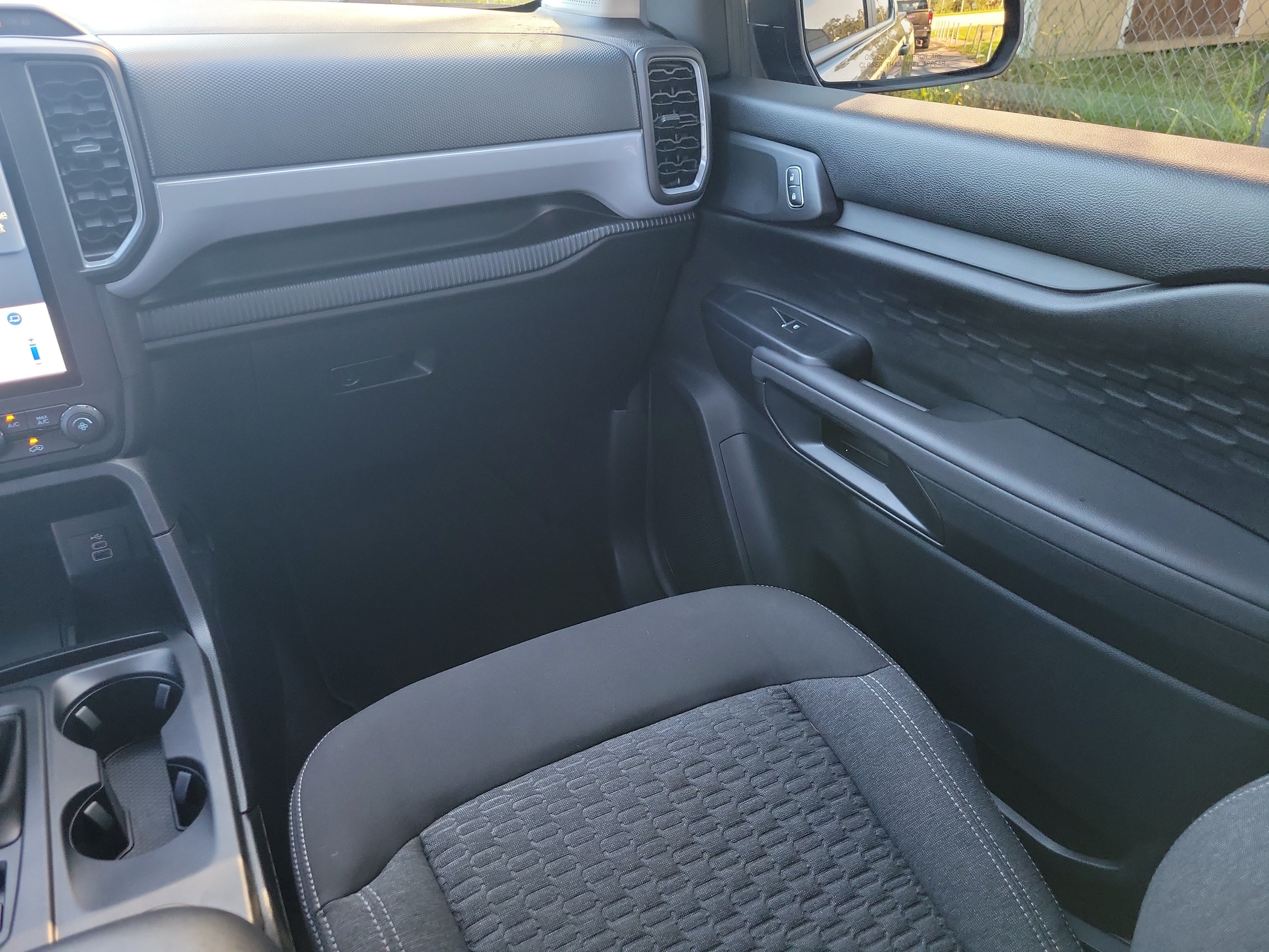 Used 2025 Ford Ranger XL RWD image 24