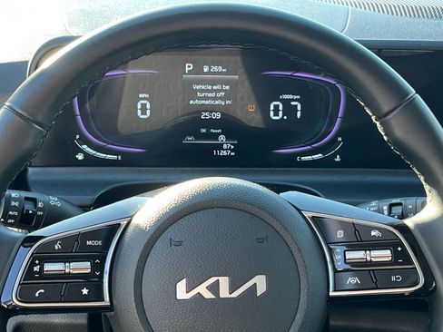 Used 2025 Kia Seltos S image 39