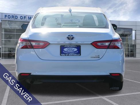 Used 2020 Toyota Camry LE w/ Fleet Convenience Package FWD image 5