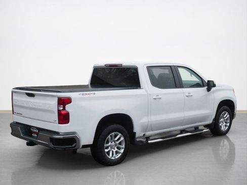 Used 2023 Chevrolet Silverado 1500 LT image 3