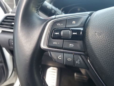 Used 2018 Honda Accord Sport image 20