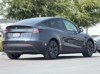 Used 2024 Tesla Model Y Long Range RWD video 2