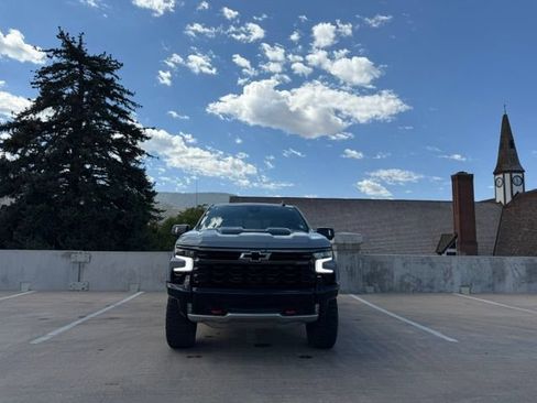 Used 2024 Chevrolet Silverado 1500 ZR2 w/ Technology Package AWD/4WD image 5