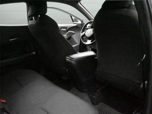 Used 2019 Toyota C-HR XLE image 20