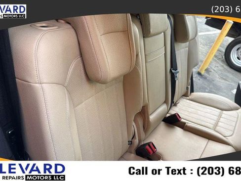 Used 2017 Mercedes-Benz GLS 450 4MATIC image 37