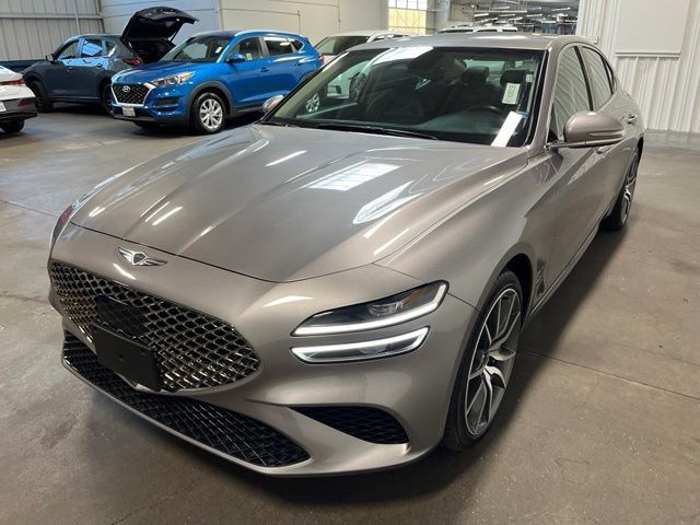 Used 2025 Genesis G70 2.5T RWD image 7