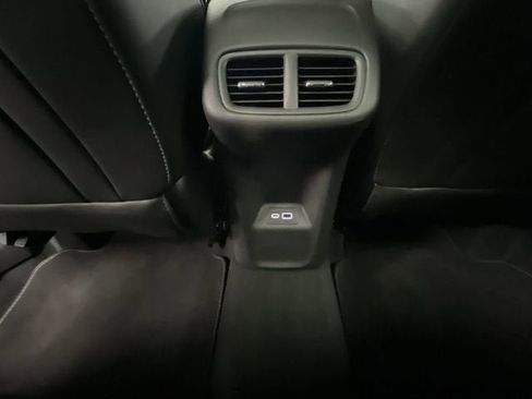 Certified 2021 Buick Envision Essence FWD image 21