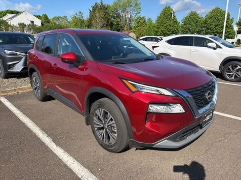 Used 2022 Nissan Rogue SV AWD/4WD image 3