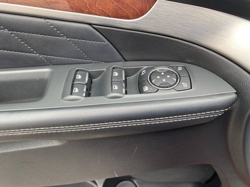 Used 2017 Ford Explorer Platinum AWD/4WD image 12