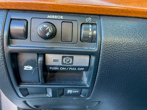 Used 2013 Subaru Outback 2.5i Limited image 24