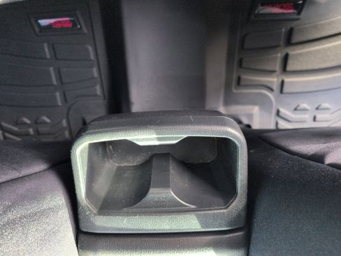 Used 2023 Toyota Tacoma TRD Sport image 32