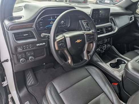 Used 2023 Chevrolet Tahoe High Country AWD/4WD image 10