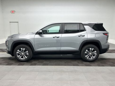 New 2026 Chevrolet Equinox LT AWD/4WD image 2