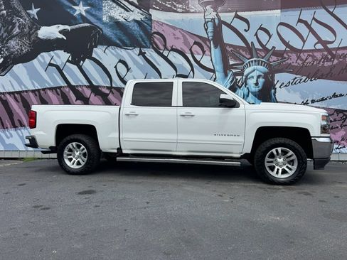 Used 2018 Chevrolet Silverado 1500 LT w/ All Star Edition AWD/4WD image 1
