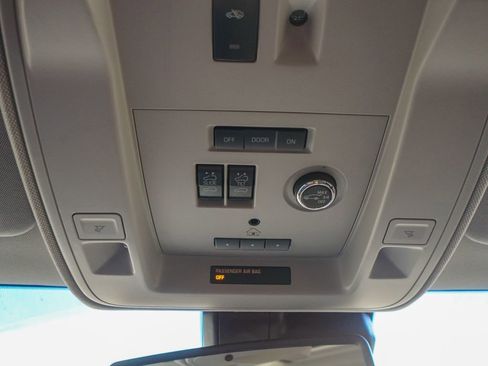 Used 2019 GMC Yukon XL Denali w/ Denali Ultimate Package image 35