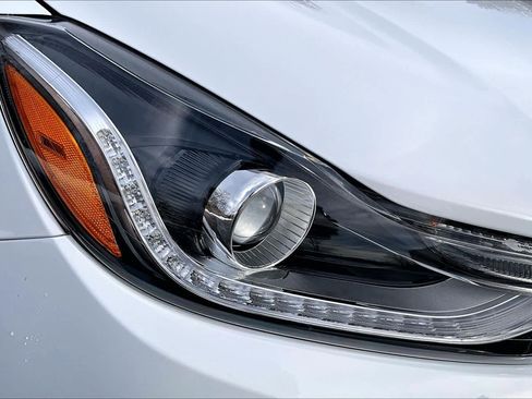 Used 2019 Chevrolet Trax LT image 26