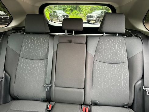 Used 2025 Toyota RAV4 XLE w/ Convenience Package AWD/4WD image 29