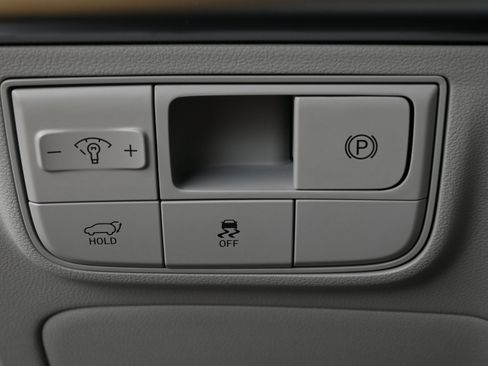 Certified 2025 Hyundai Tucson Limited image 12