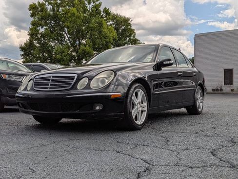 Used 2006 Mercedes-Benz E 350 4MATIC Sedan image 5