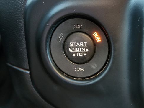 Used 2021 Jeep Wrangler Unlimited Sport image 16