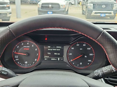 Used 2024 Chevrolet Trax RS w/ Driver Confidence Package FWD image 22