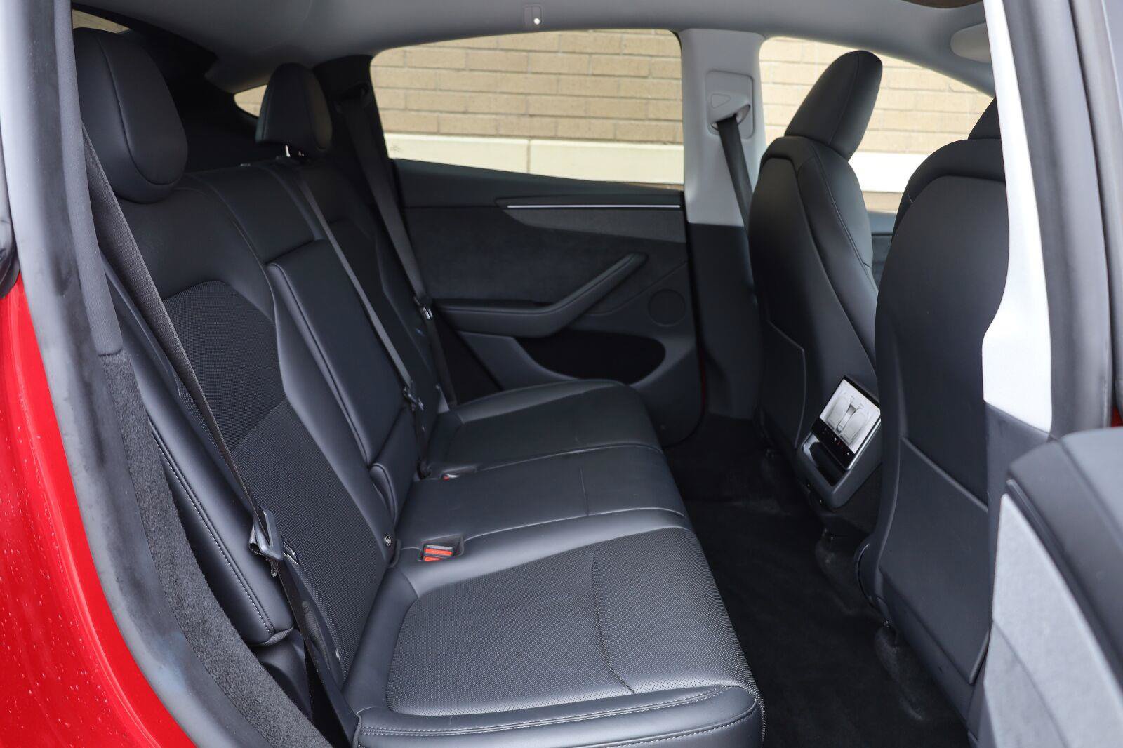 Used 2026 Tesla Model Y Long Range AWD/4WD image 25