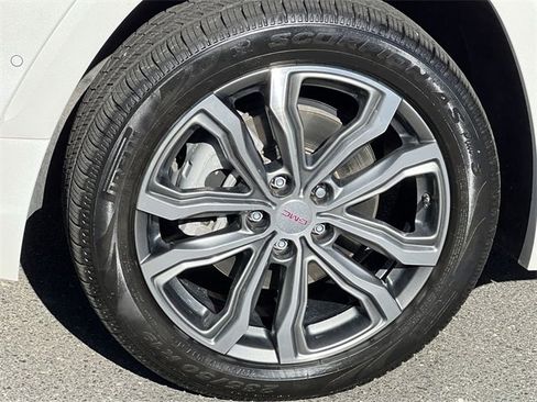 Used 2020 GMC Terrain Denali w/ Denali Premium Package image 18