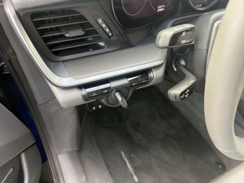 Certified 2021 Porsche 911 Carrera RWD image 25