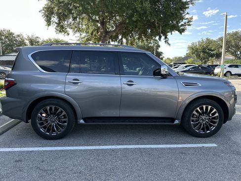 Used 2024 Nissan Armada Platinum w/ Captain's Chairs Package RWD image 10