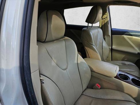 Used 2010 Toyota Venza image 22