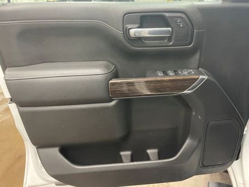 Used 2020 GMC Sierra 1500 SLE w/ SLE Value Package image 15