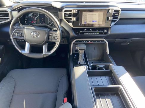 Used 2025 Toyota Tundra SR5 w/ SR5 Convenience Package AWD/4WD image 11