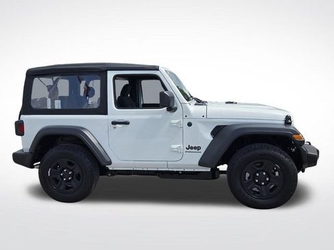 Used 2026 Jeep Wrangler Sport AWD/4WD image 10