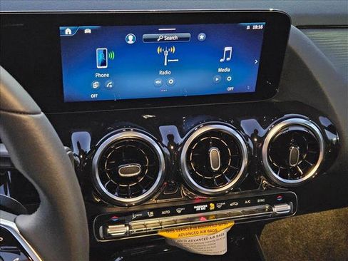 Used 2026 Mercedes-Benz GLA 250 GLA 250 image 13