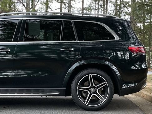 Used 2021 Mercedes-Benz GLS 580 4MATIC image 5
