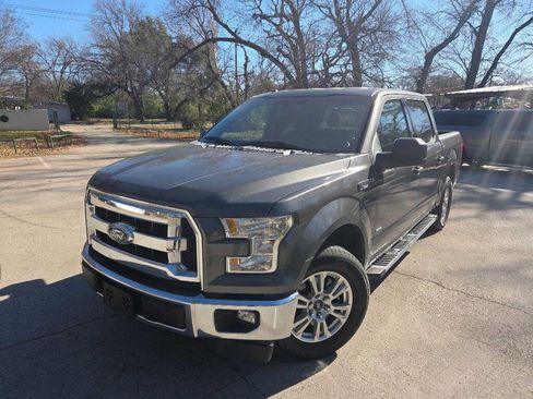 Used 2017 Ford F150 XLT image 2