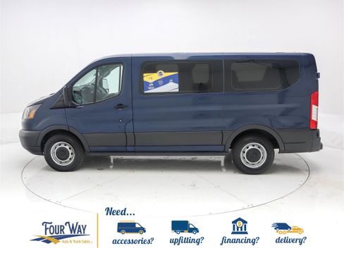 Used 2017 Ford Transit 150 XL image 7