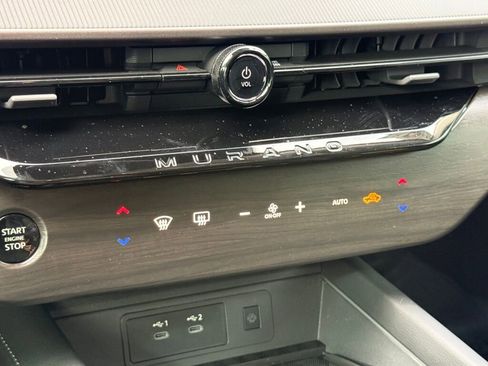 Used 2025 Nissan Murano SV image 23