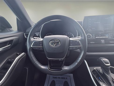 Used 2021 Toyota Highlander XSE image 10