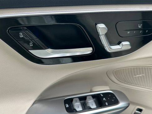 Certified 2022 Mercedes-Benz C 300 Sedan image 11
