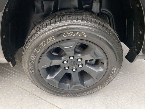 Used 2025 RAM 1500 Big Horn AWD/4WD image 10