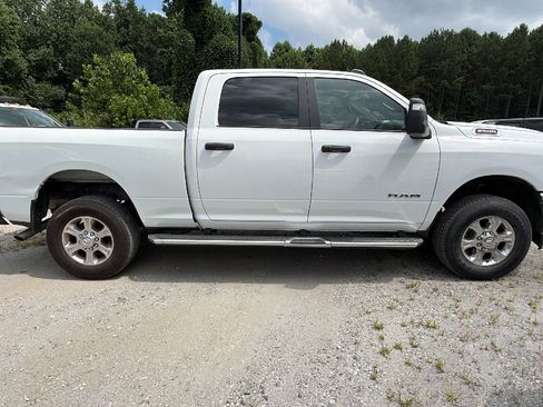 Used 2025 RAM 2500 Big Horn AWD/4WD image 7