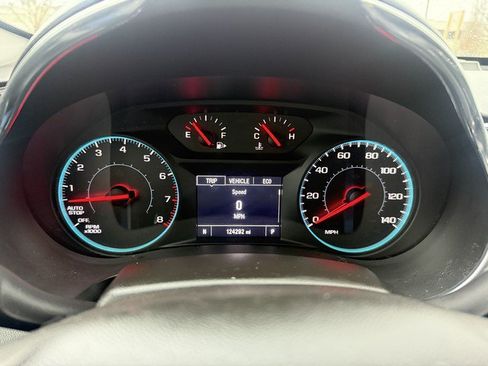 Used 2016 Chevrolet Malibu LT image 15