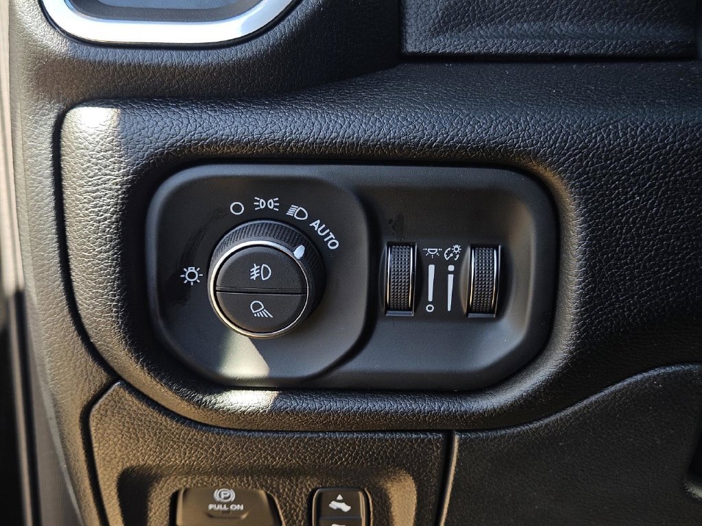 Used 2026 RAM 1500 Laramie w/ Night Edition AWD/4WD image 15