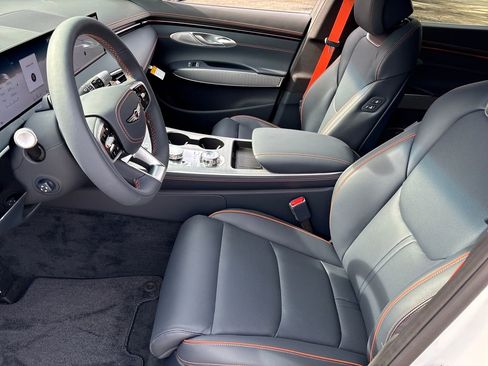 New 2026 Genesis GV70 2.5T Sport Prestige image 9